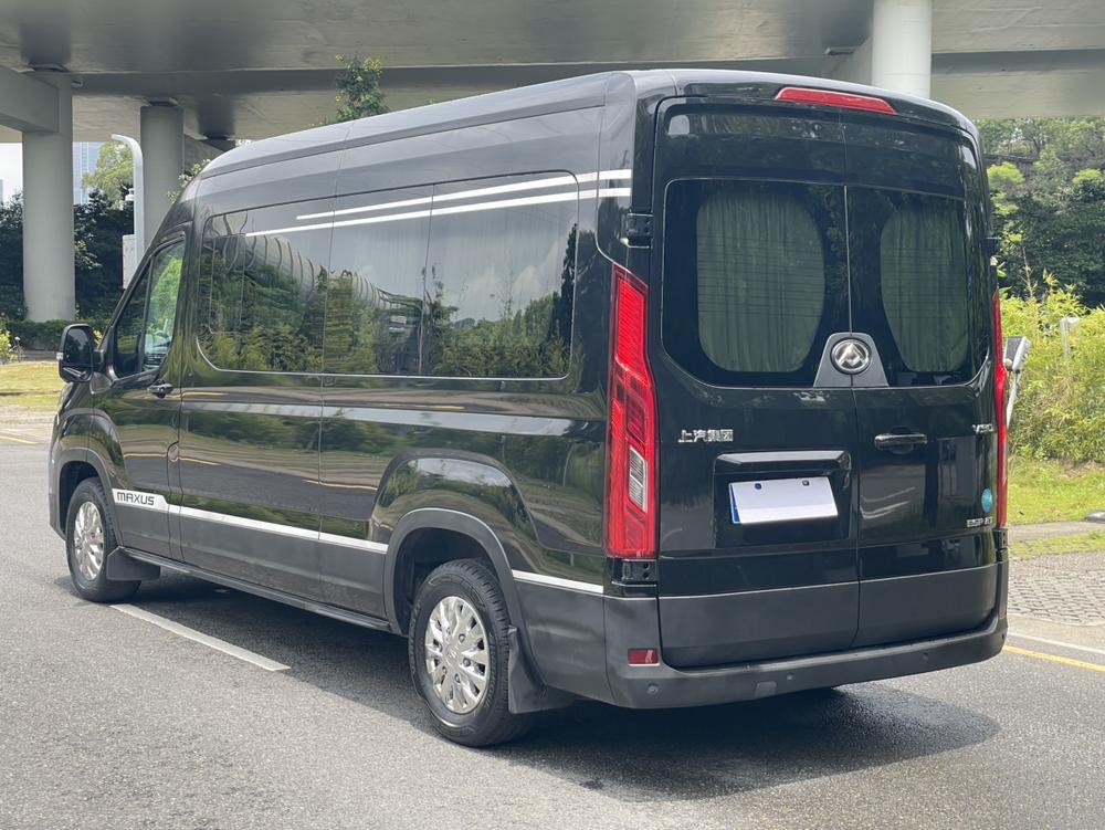 Maxus New V90