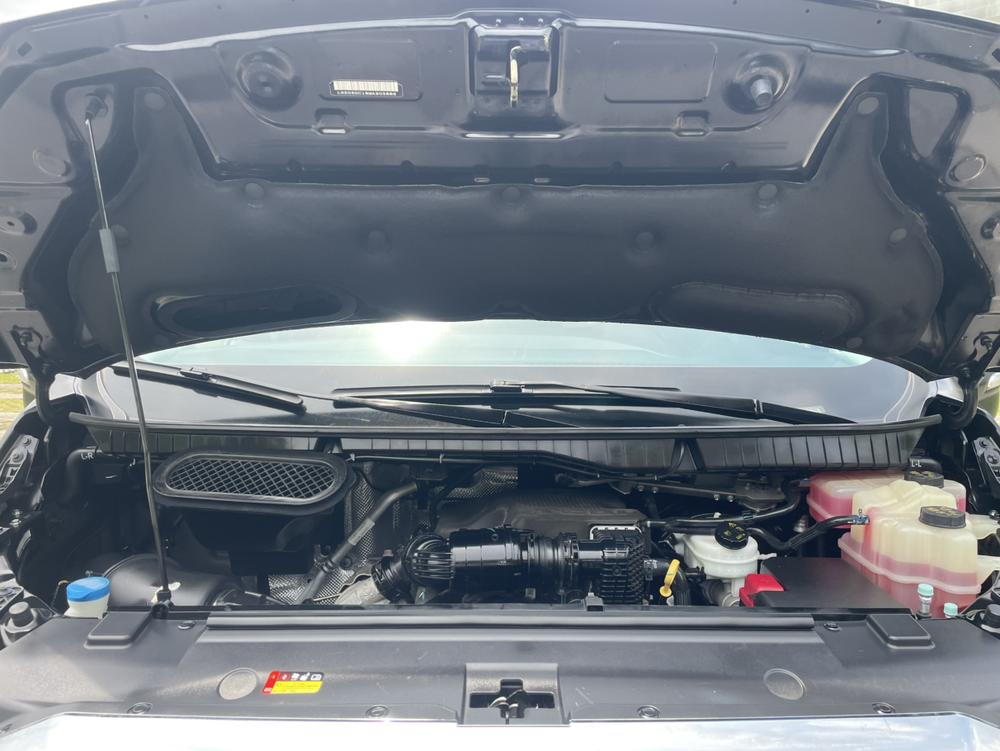 Maxus New V90