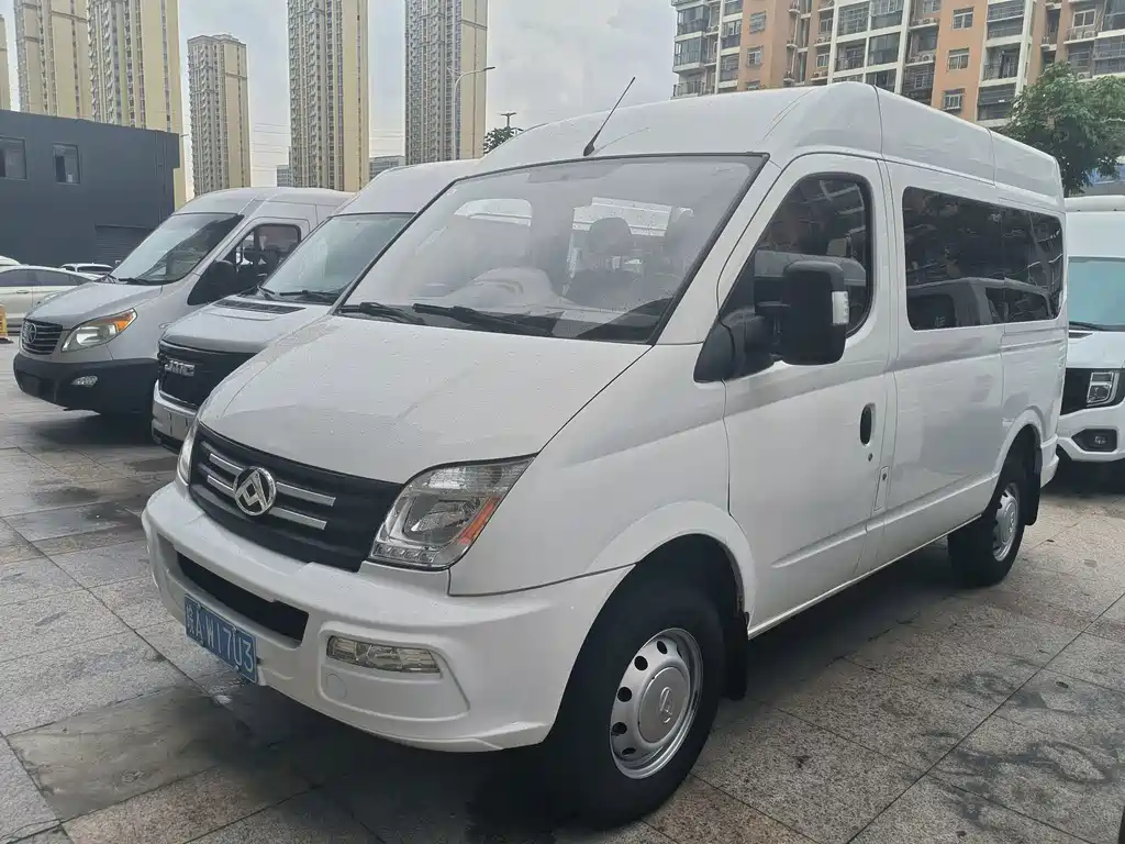 MAXUS V80