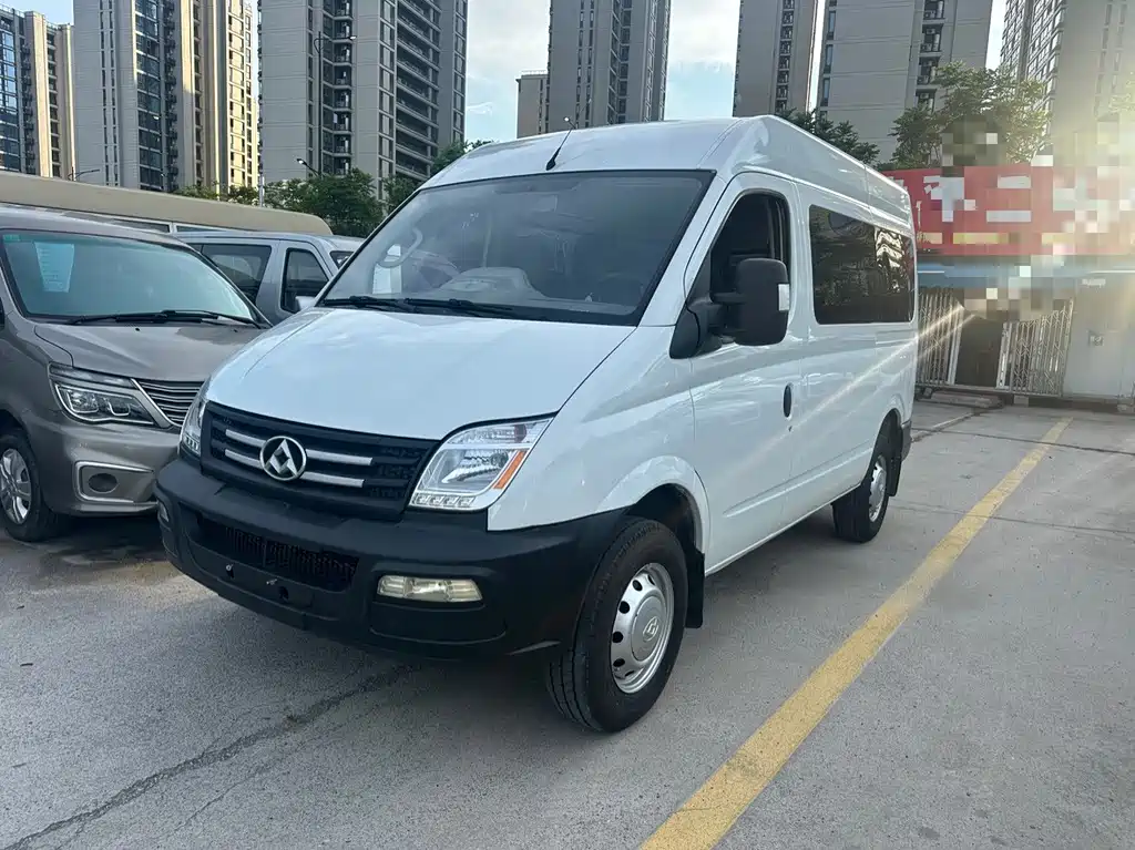 MAXUS V80