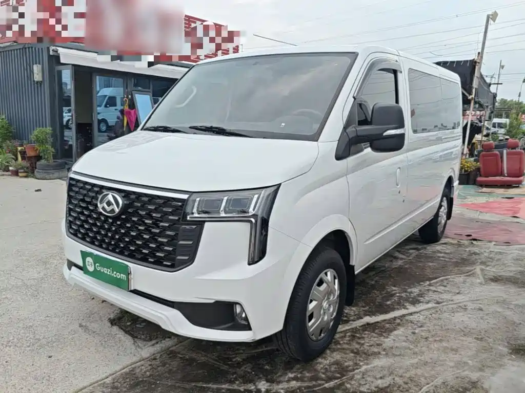 MAXUS V80