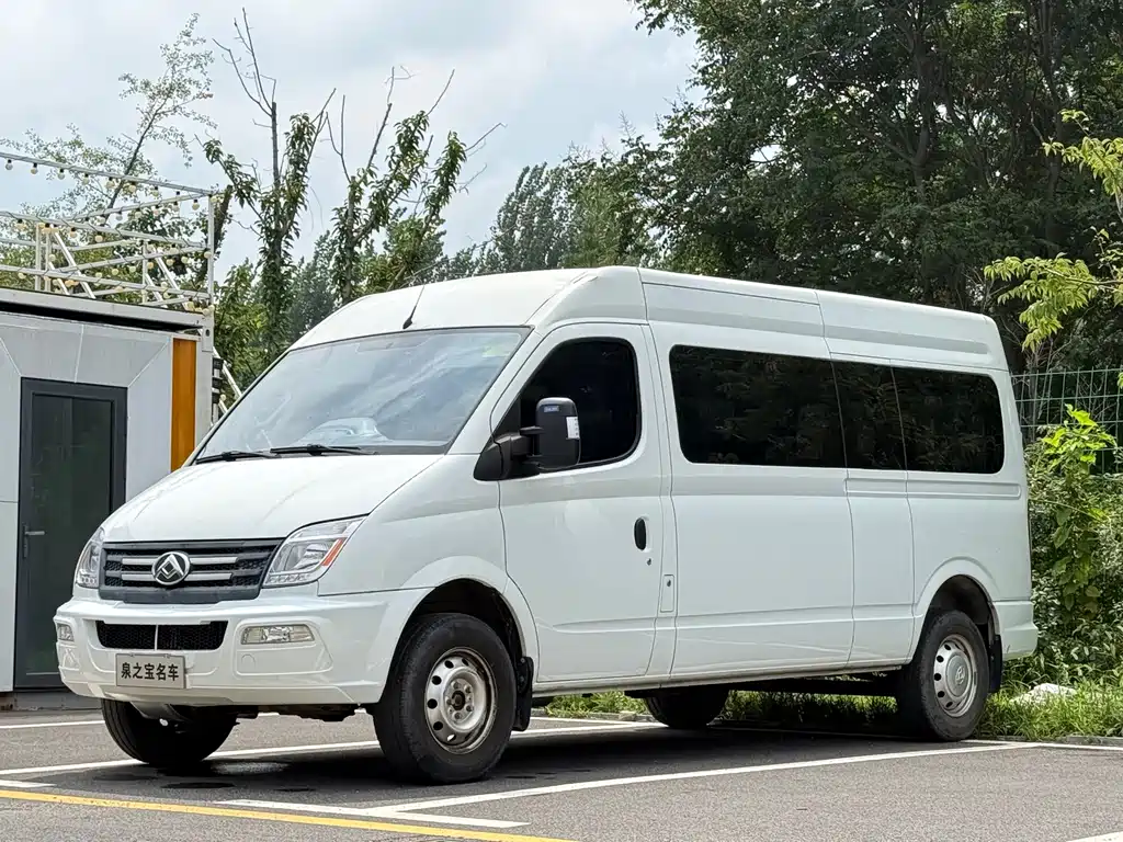 MAXUS V80