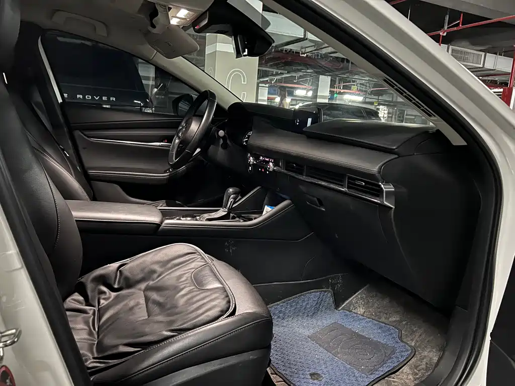 Mazda 3 Axela
