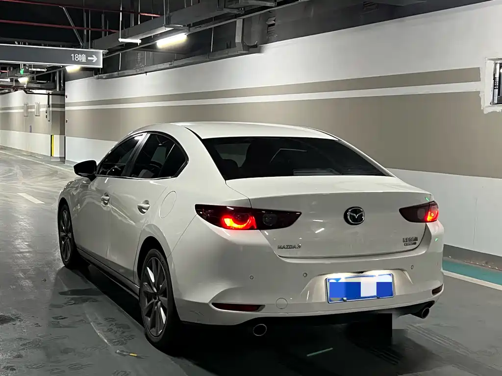 Mazda 3 Axela