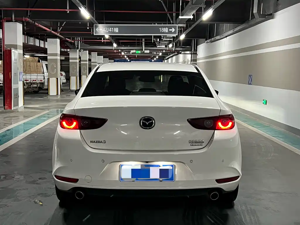 Mazda 3 Axela