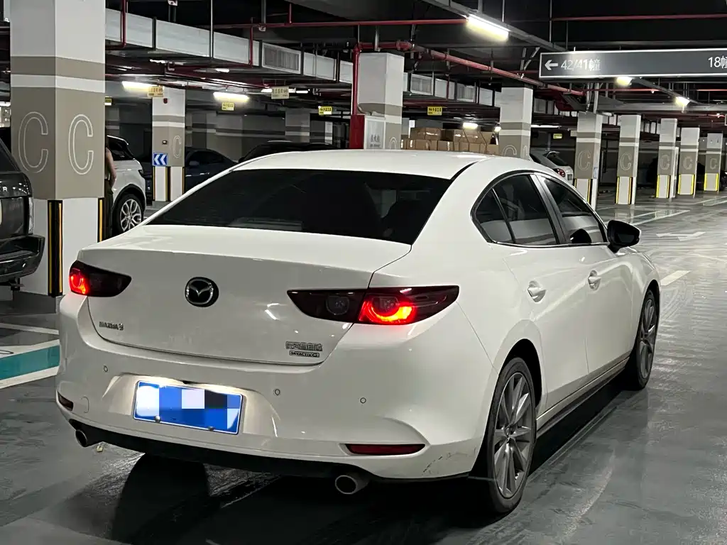 Mazda 3 Axela