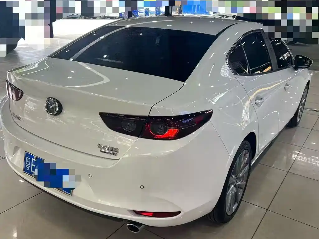 Mazda 3 Axela