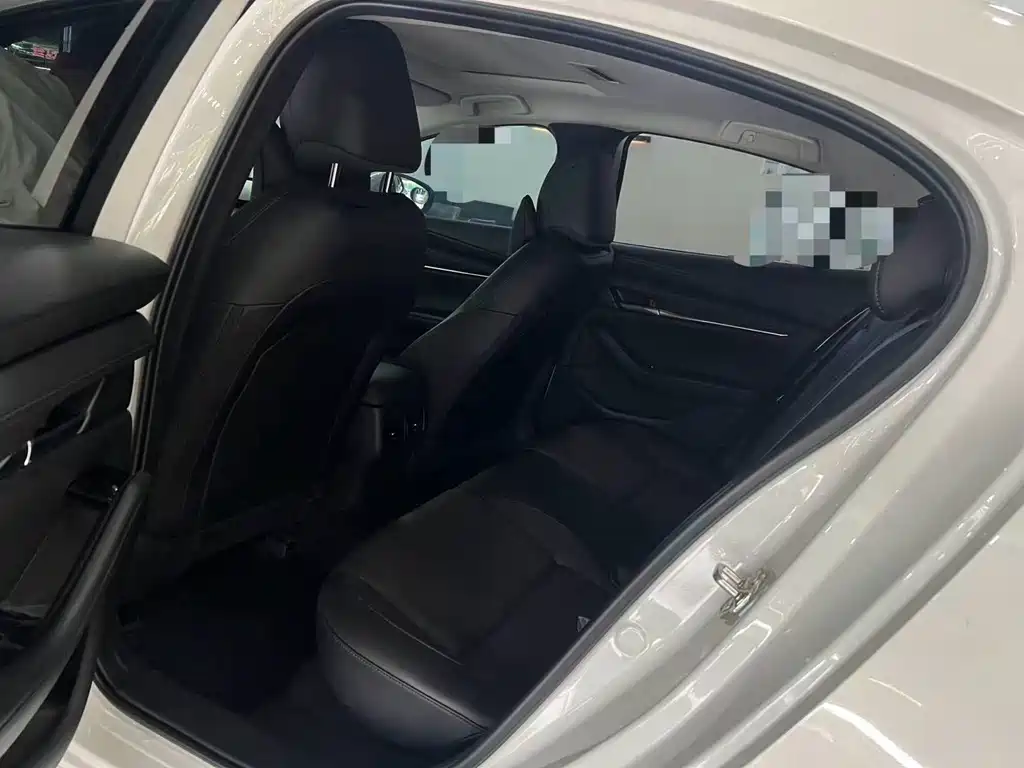 Mazda 3 Axela