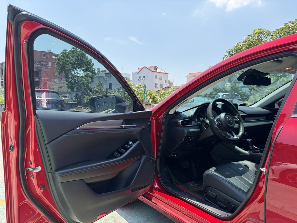 Mazda Atenza