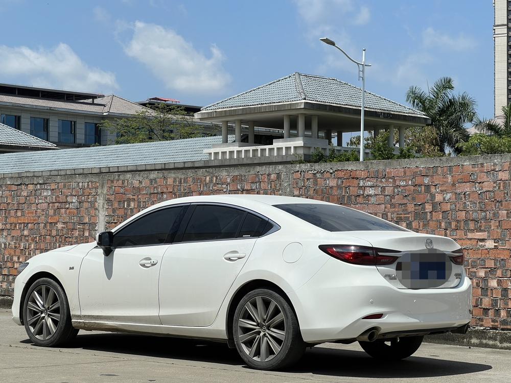 Mazda Atenza