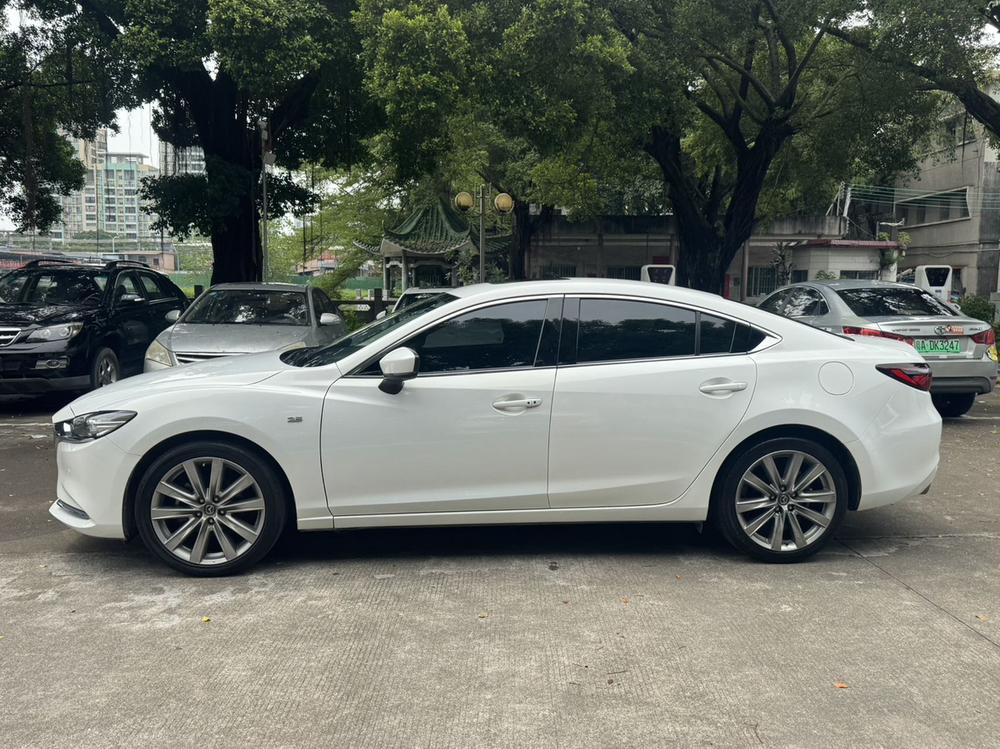 Mazda Atenza