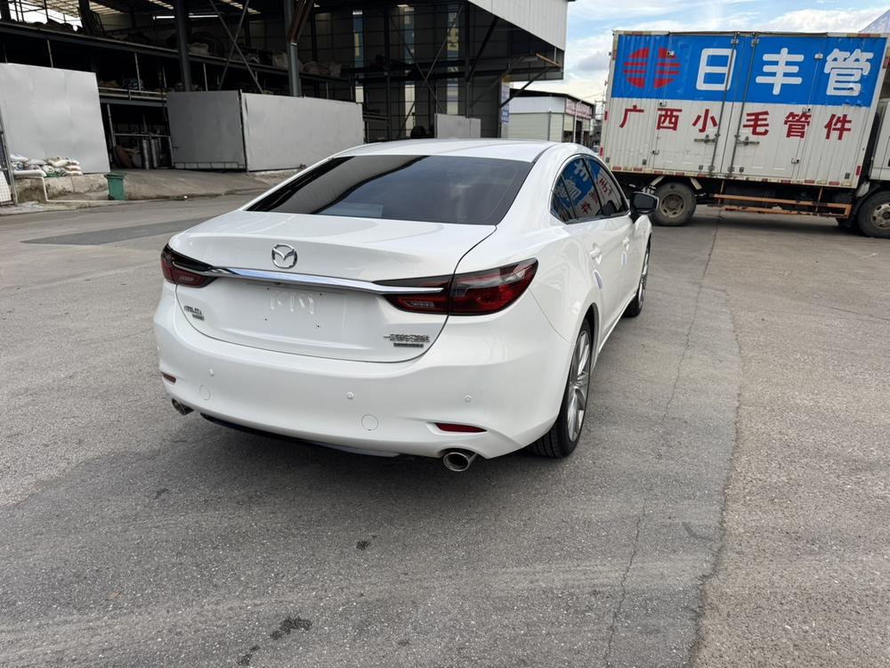 Mazda Atenza