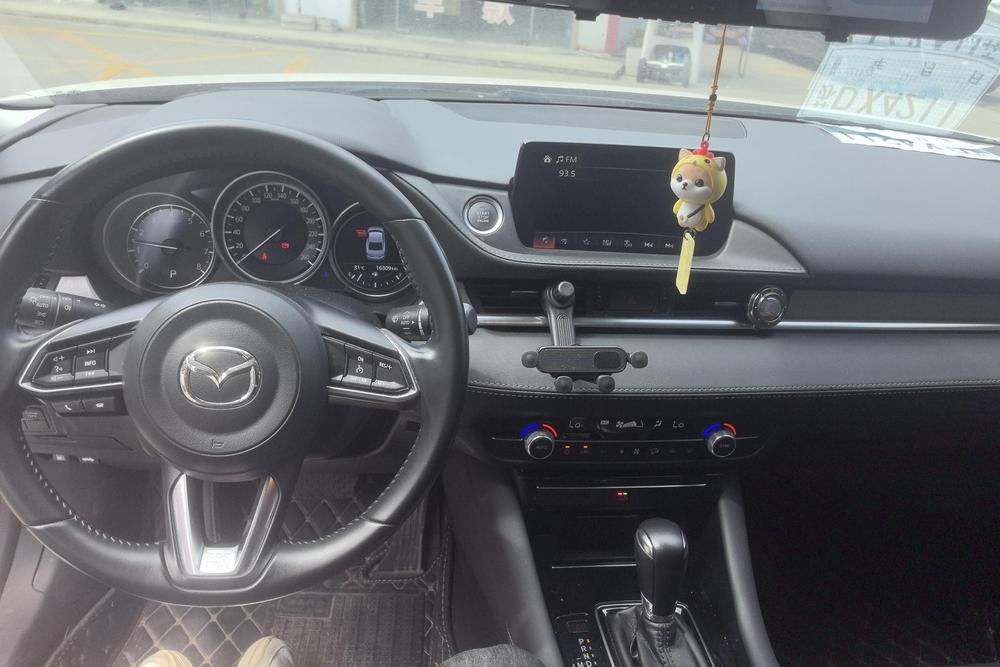 Mazda Atenza
