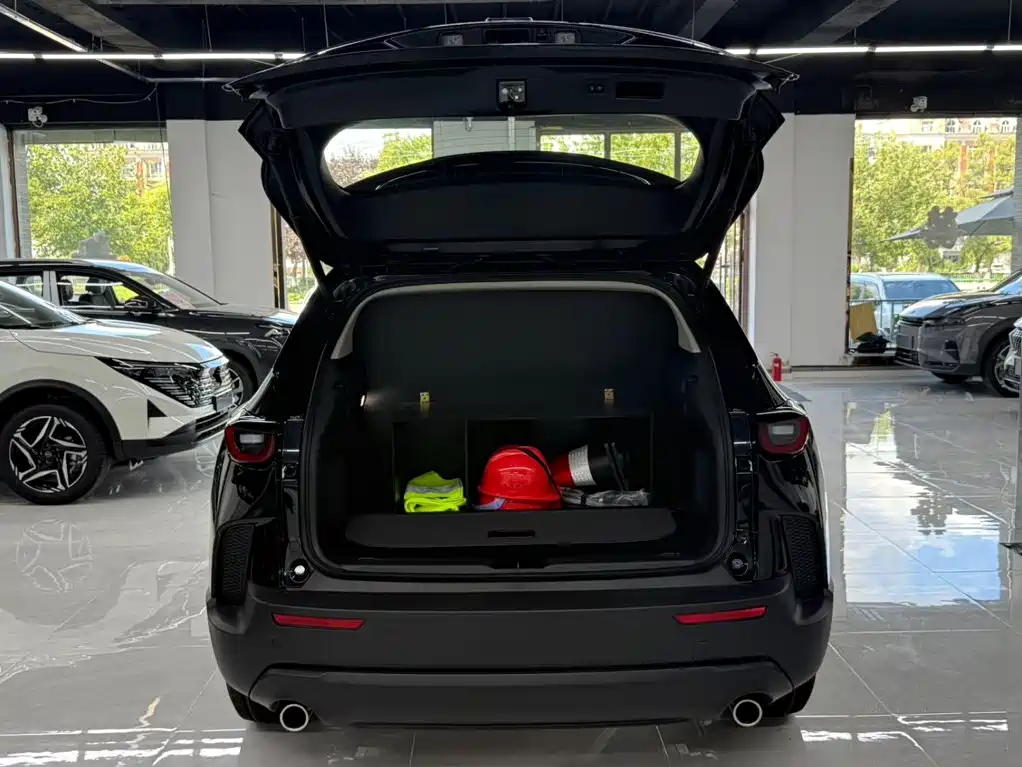 Mazda CX-50 Xingye