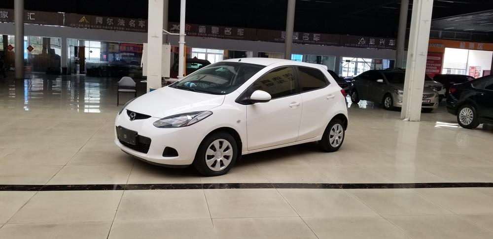 Mazda Mazda 2