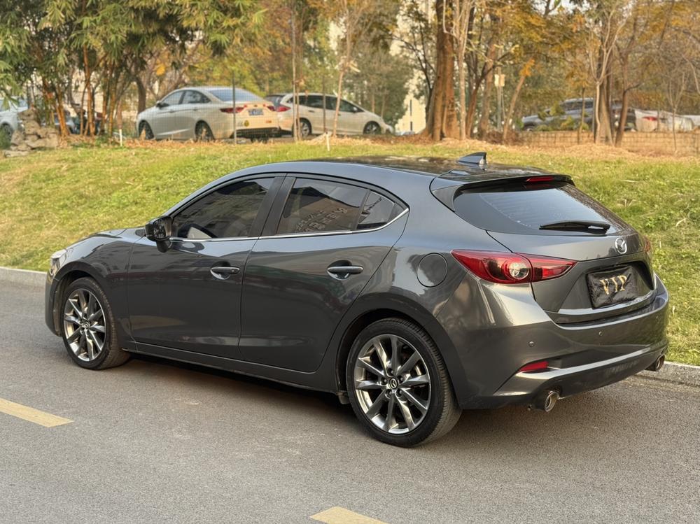 Mazda Mazda 3 Axela