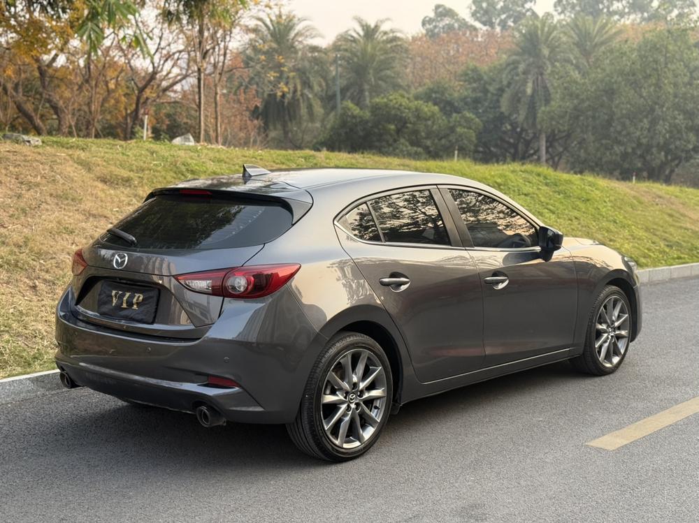 Mazda Mazda 3 Axela