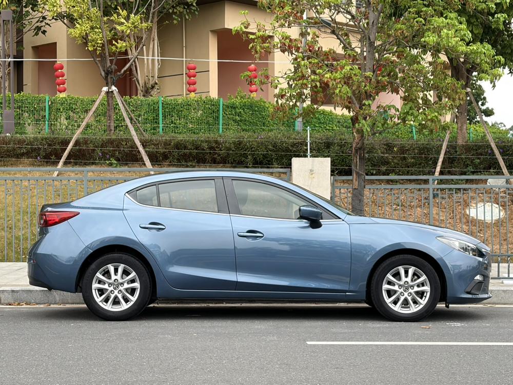 Mazda Mazda 3 Axela