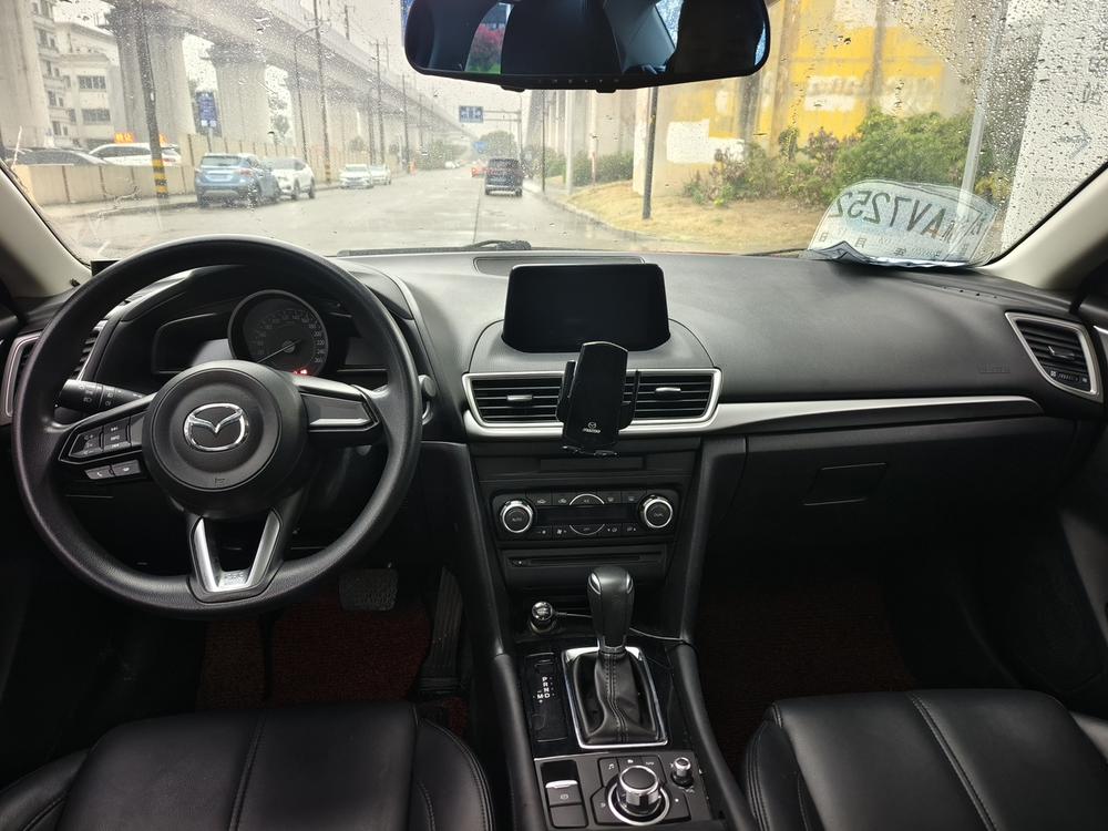 Mazda Mazda 3 Axela