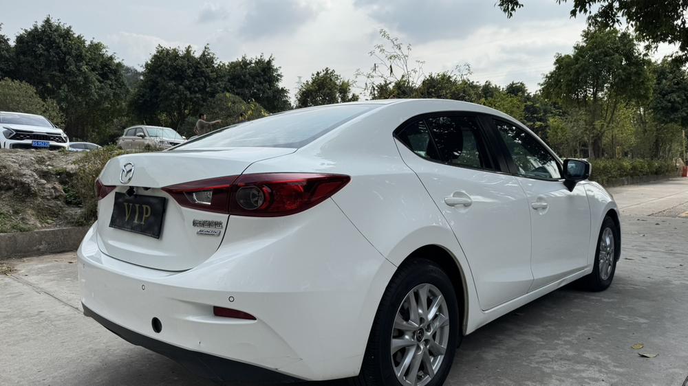 Mazda Mazda 3 Axela