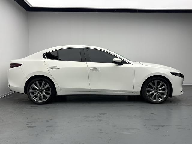 Mazda Mazda 3 Axela