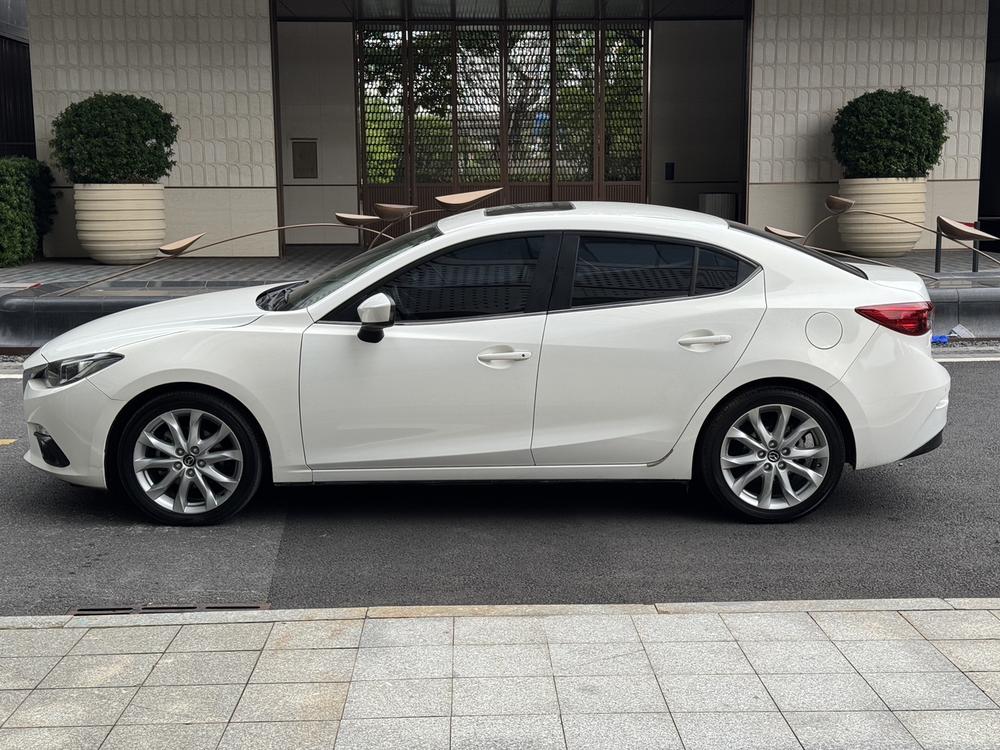 Mazda Mazda 3 Axela