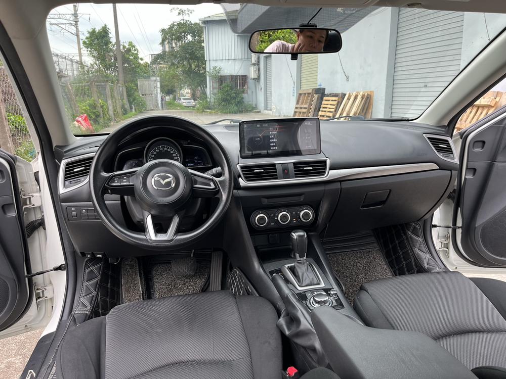 Mazda Mazda 3 Axela