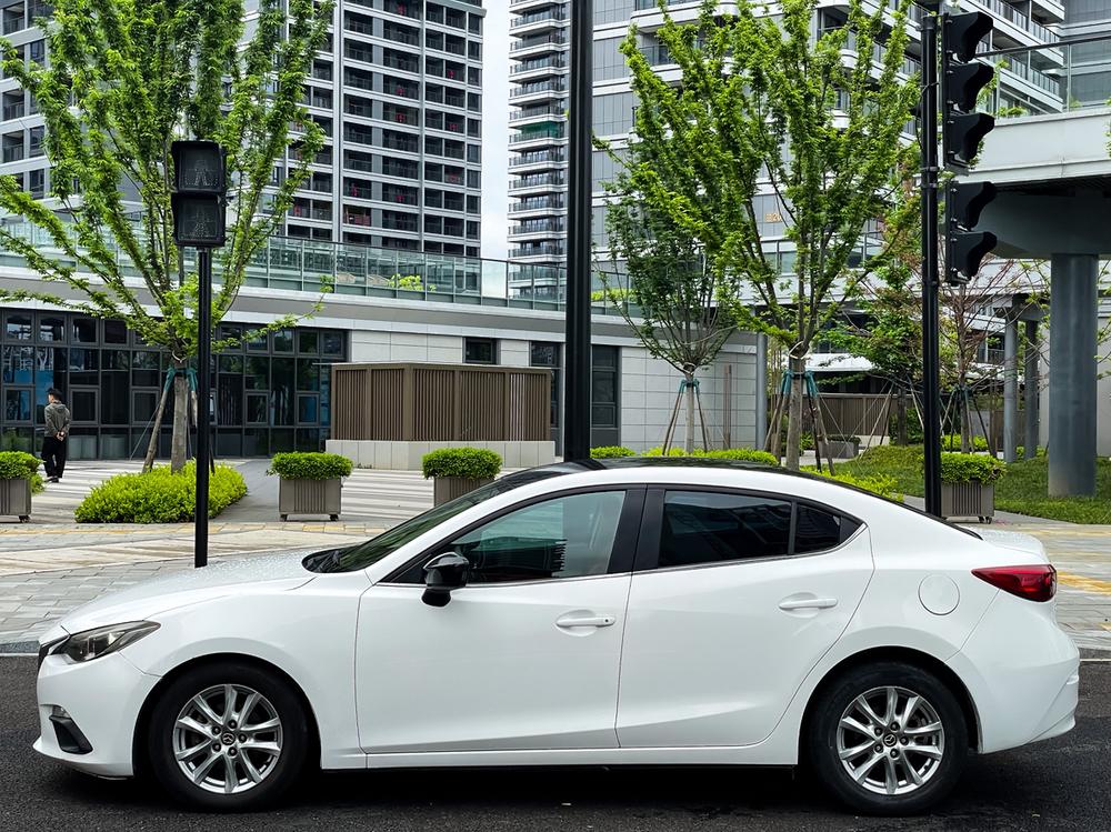 Mazda Mazda 3 Axela