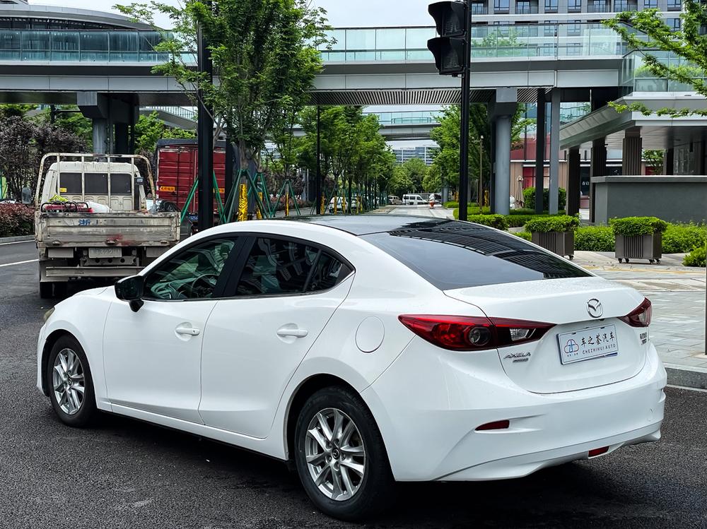 Mazda Mazda 3 Axela