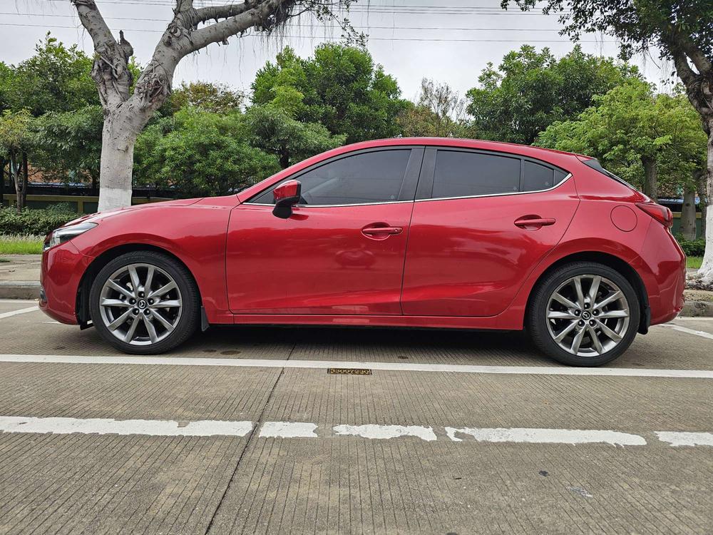 Mazda Mazda 3 Axela