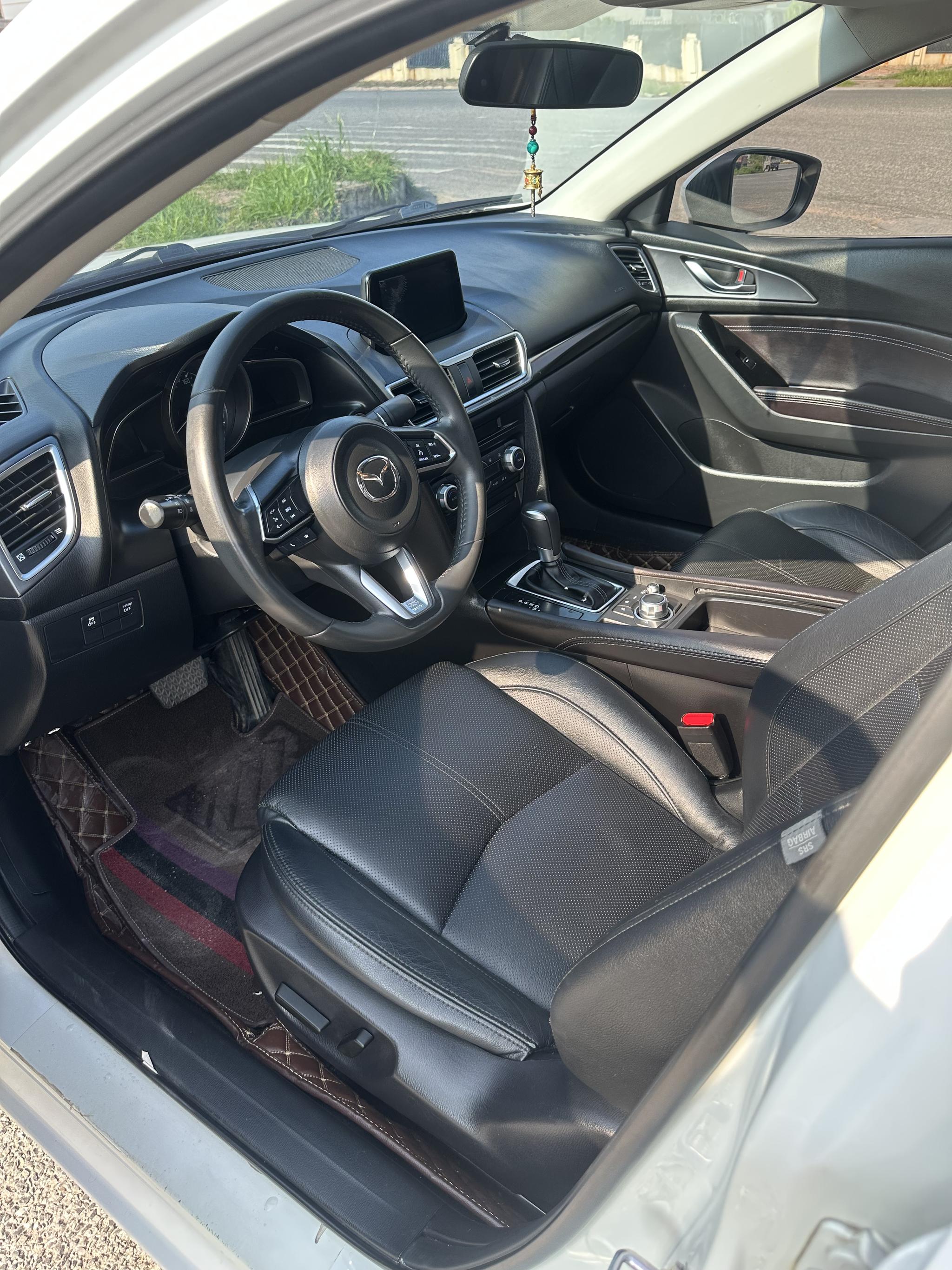 Mazda Mazda 3 Axela