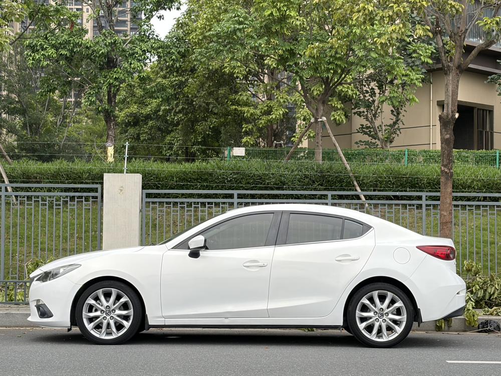 Mazda Mazda 3 Axela