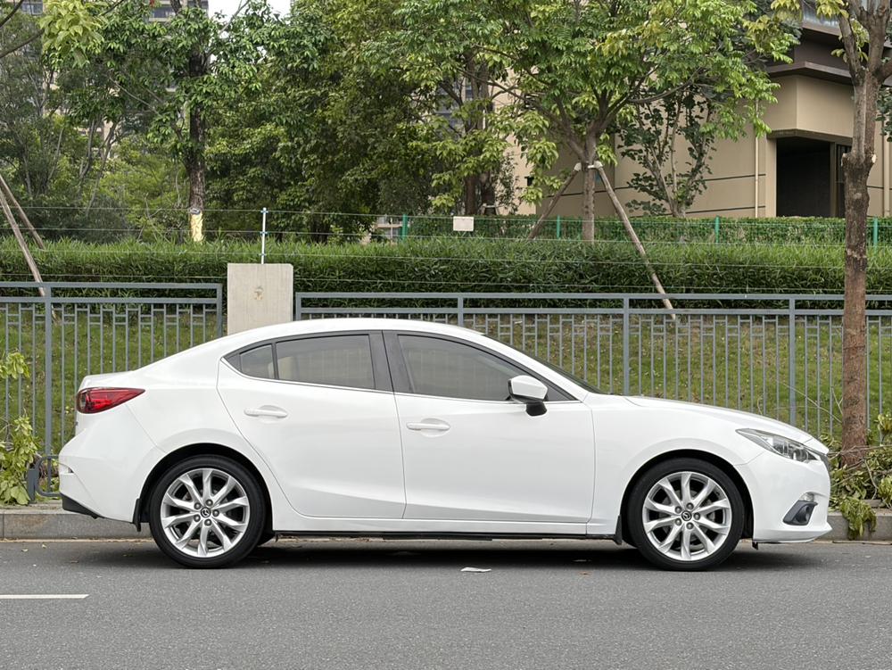 Mazda Mazda 3 Axela