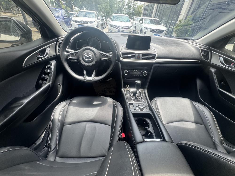 Mazda Mazda 3 Axela