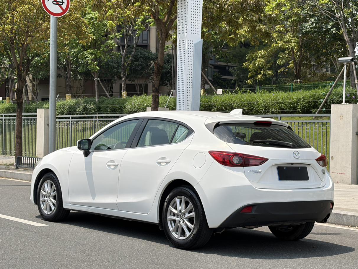 Mazda Mazda 3 Axela