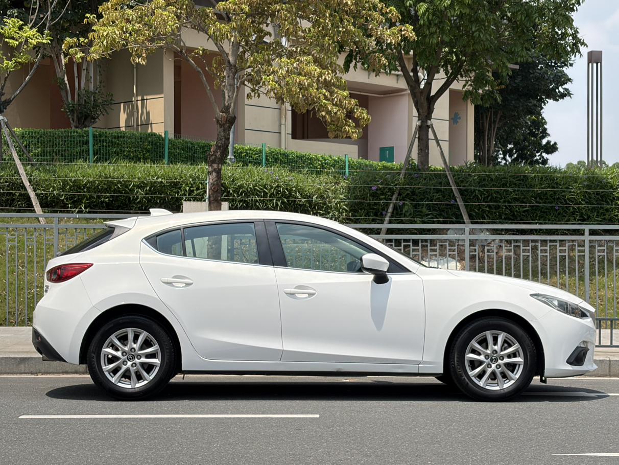 Mazda Mazda 3 Axela