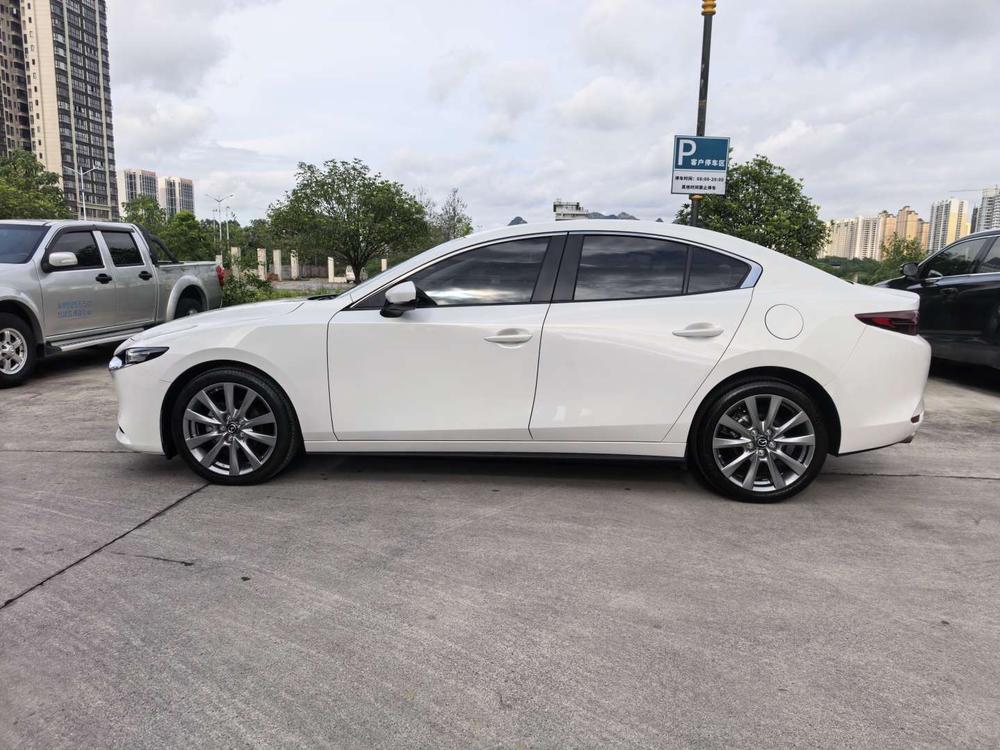 Mazda Mazda 3 Axela