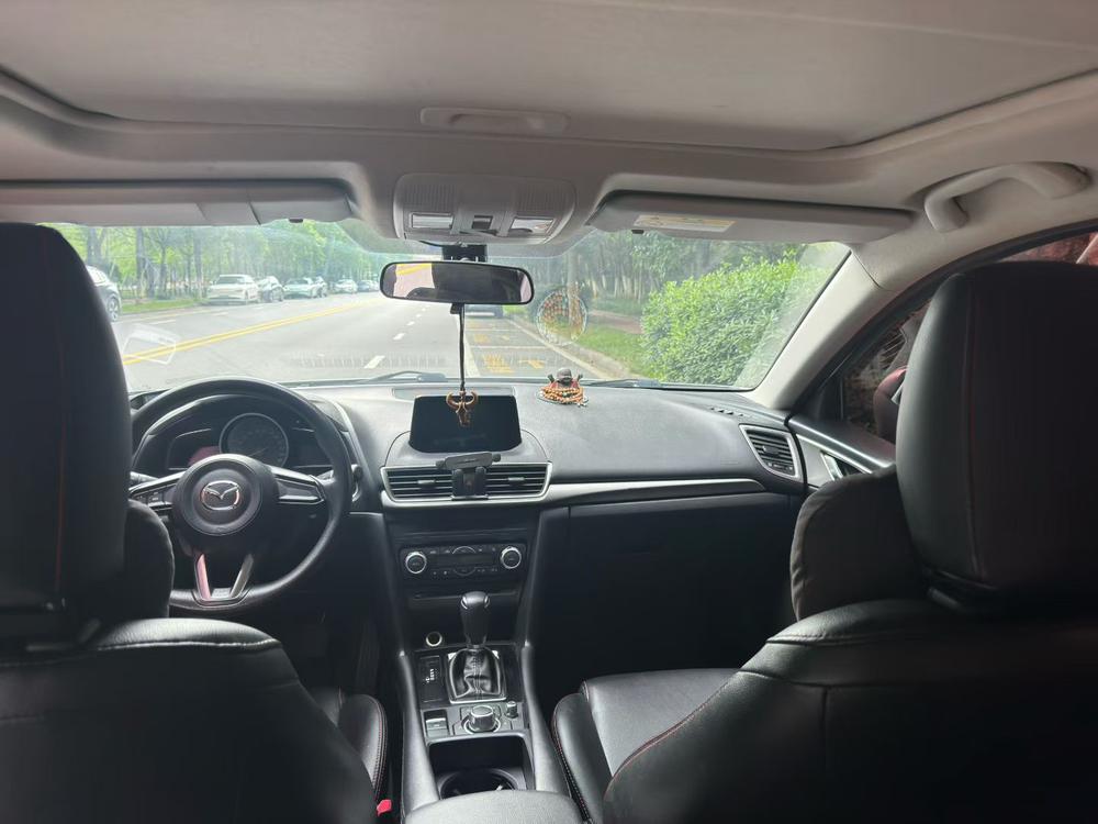 Mazda Mazda 3 Axela