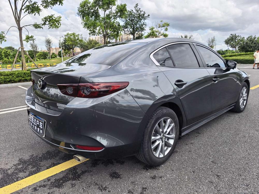 Mazda Mazda 3 Axela