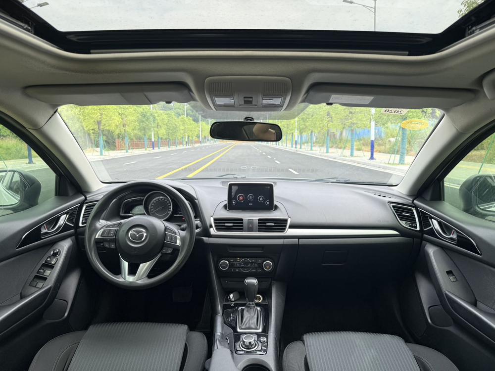 Mazda Mazda 3 Axela