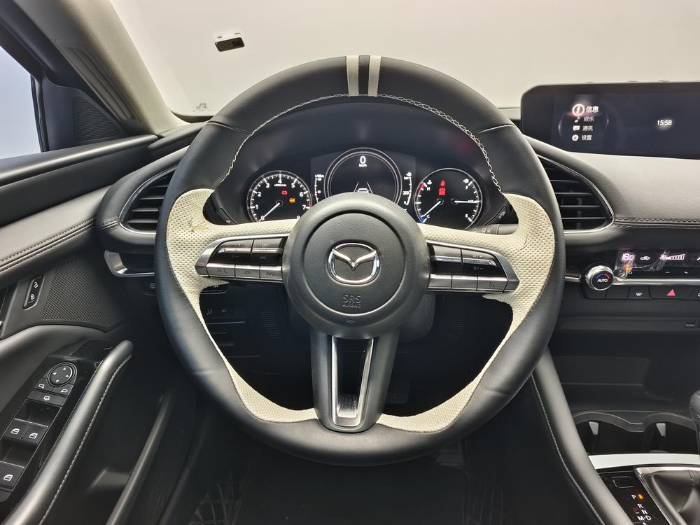 Mazda Mazda 3 Axela