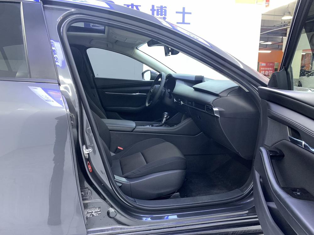 Mazda Mazda 3 Axela