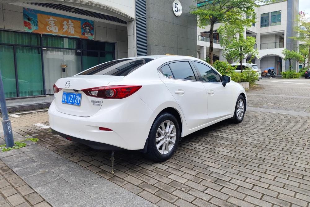 Mazda Mazda 3 Axela