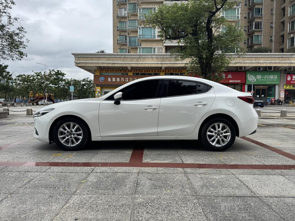 Mazda Mazda 3 Axela