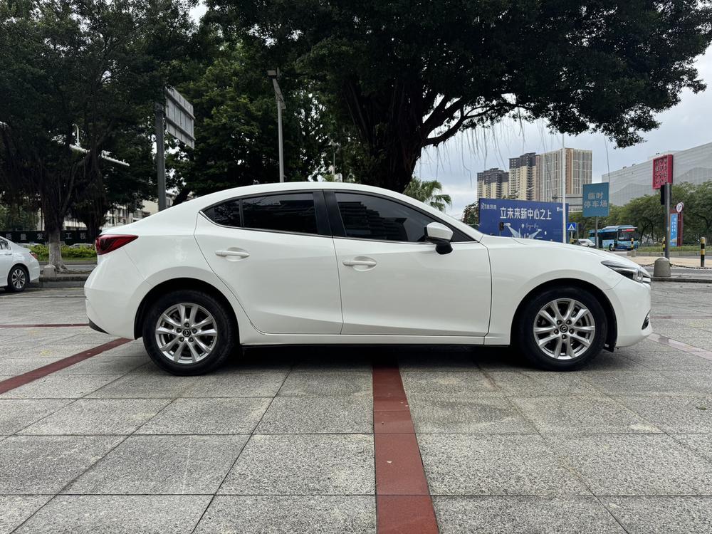 Mazda Mazda 3 Axela