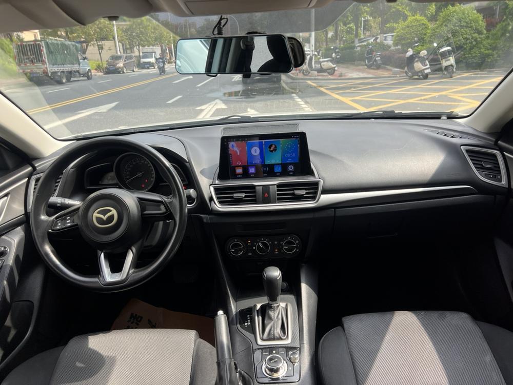 Mazda Mazda 3 Axela
