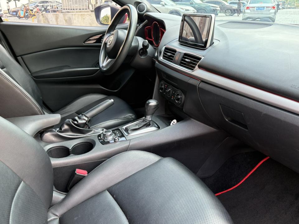 Mazda Mazda 3 Axela