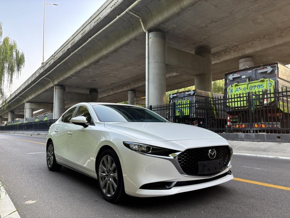 Mazda Mazda 3 Axela