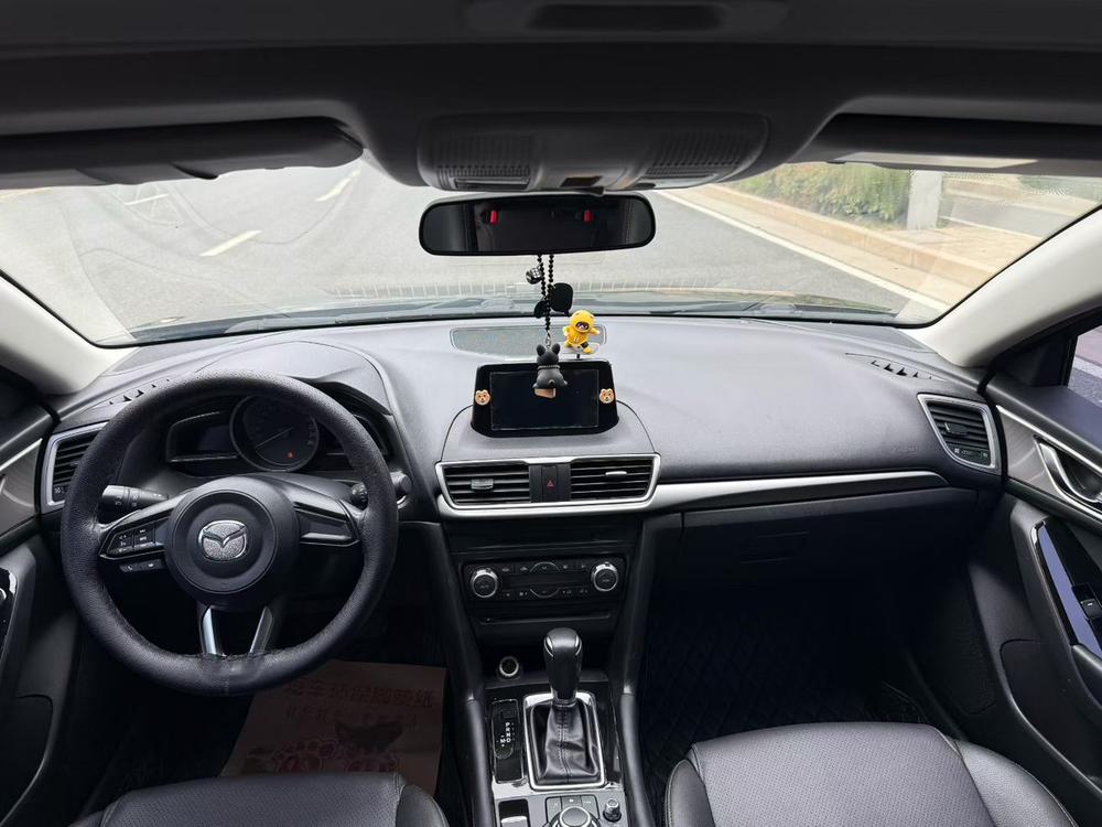 Mazda Mazda 3 Axela