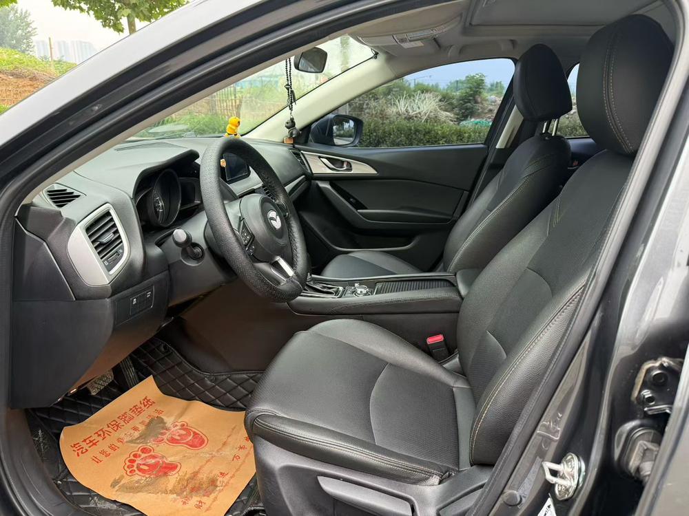 Mazda Mazda 3 Axela